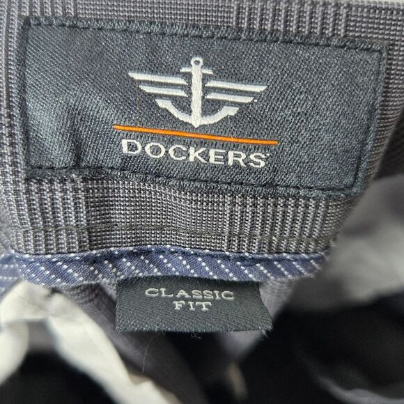 Men's Gray Plaid Classic Fit Dockers Pants Size 38 x 31 - Picture 4 of 6